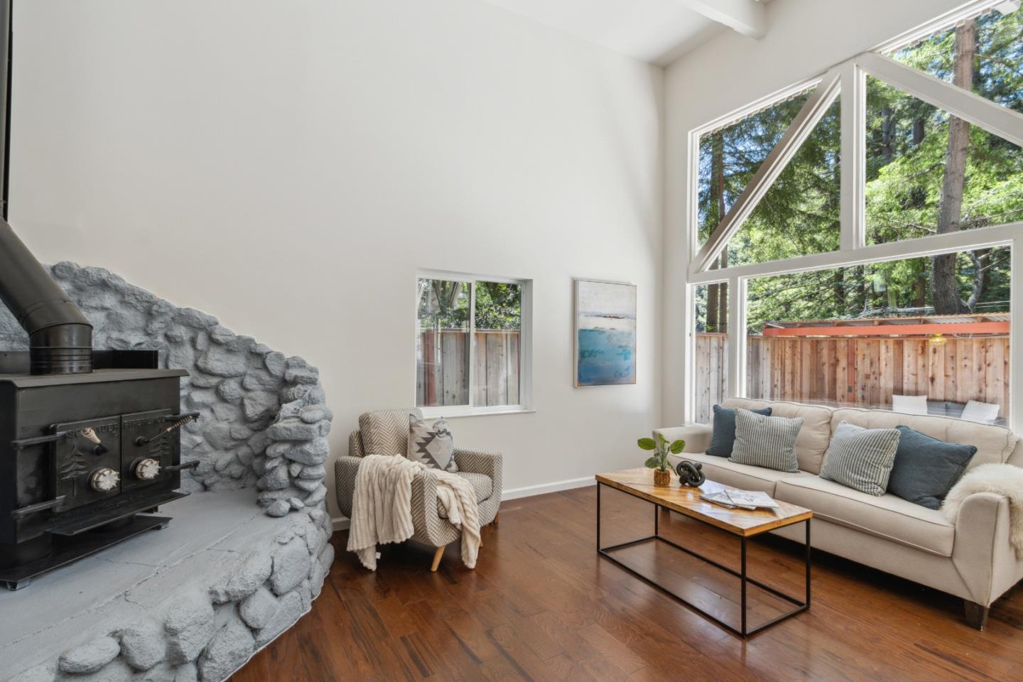 Detail Gallery Image 5 of 86 For 330 Huckleberry Ln, Boulder Creek,  CA 95006 - 4 Beds | 3 Baths