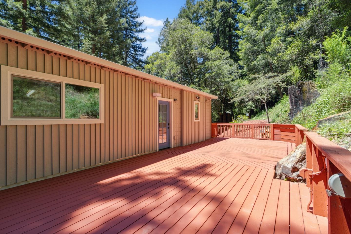 Detail Gallery Image 57 of 86 For 330 Huckleberry Ln, Boulder Creek,  CA 95006 - 4 Beds | 3 Baths