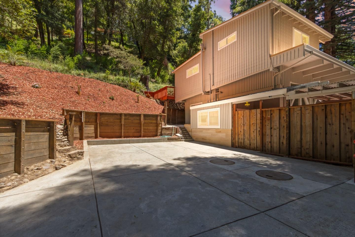 Detail Gallery Image 62 of 86 For 330 Huckleberry Ln, Boulder Creek,  CA 95006 - 4 Beds | 3 Baths
