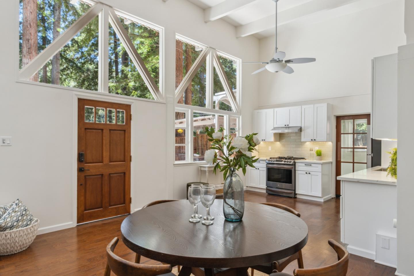 Detail Gallery Image 8 of 86 For 330 Huckleberry Ln, Boulder Creek,  CA 95006 - 4 Beds | 3 Baths