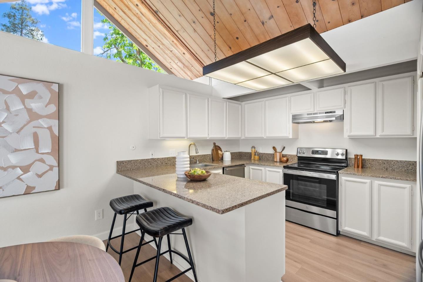 Detail Gallery Image 12 of 45 For 855 Brookline Dr #H,  Sunnyvale,  CA 94087 - 3 Beds | 2 Baths