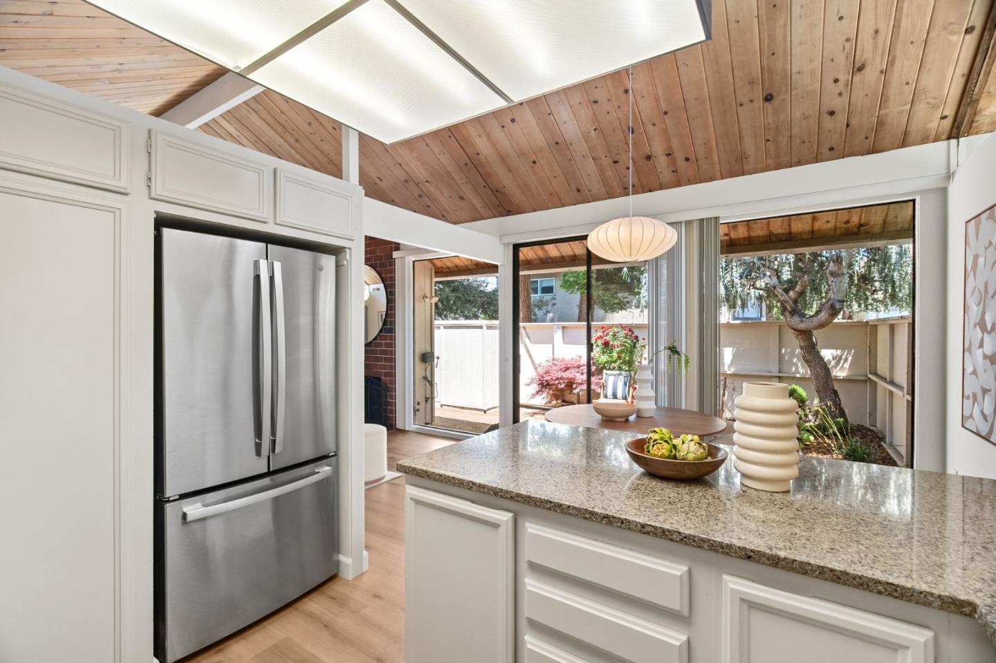 Detail Gallery Image 15 of 45 For 855 Brookline Dr #H,  Sunnyvale,  CA 94087 - 3 Beds | 2 Baths