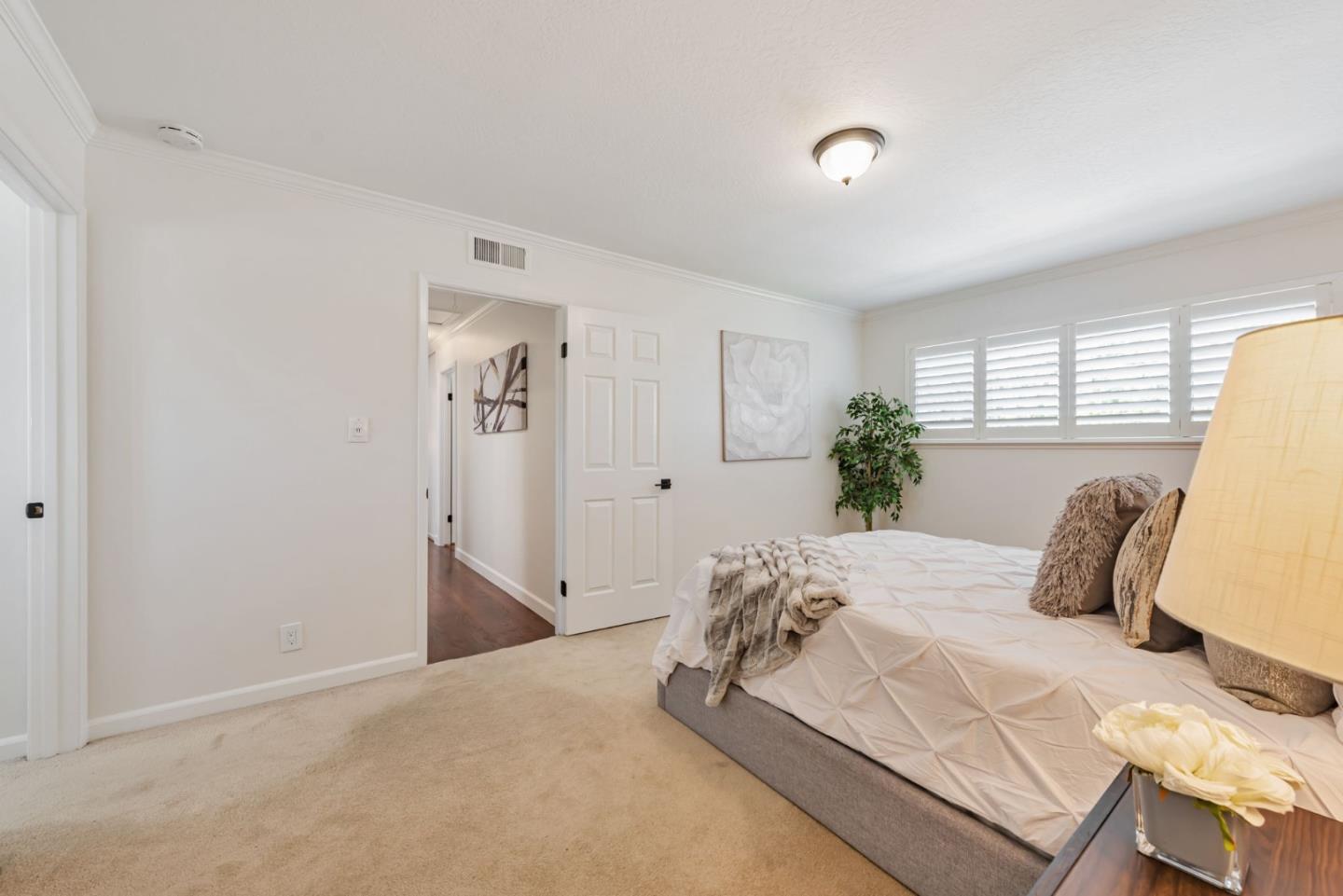 Detail Gallery Image 34 of 63 For 2658 Hill Park Dr, San Jose,  CA 95124 - 5 Beds | 2/1 Baths