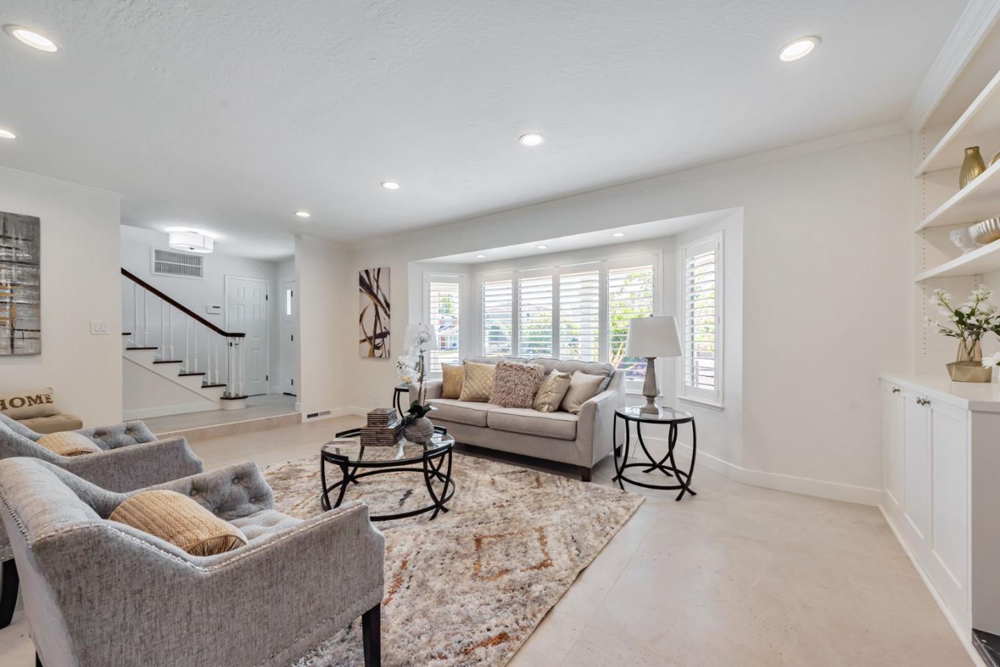 Detail Gallery Image 7 of 63 For 2658 Hill Park Dr, San Jose,  CA 95124 - 5 Beds | 2/1 Baths