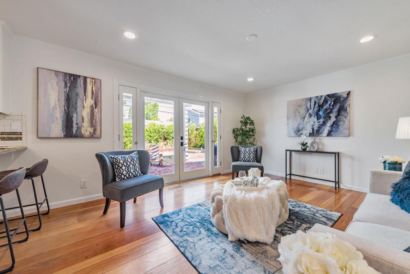 Detail Gallery Image 8 of 63 For 2658 Hill Park Dr, San Jose,  CA 95124 - 5 Beds | 2/1 Baths