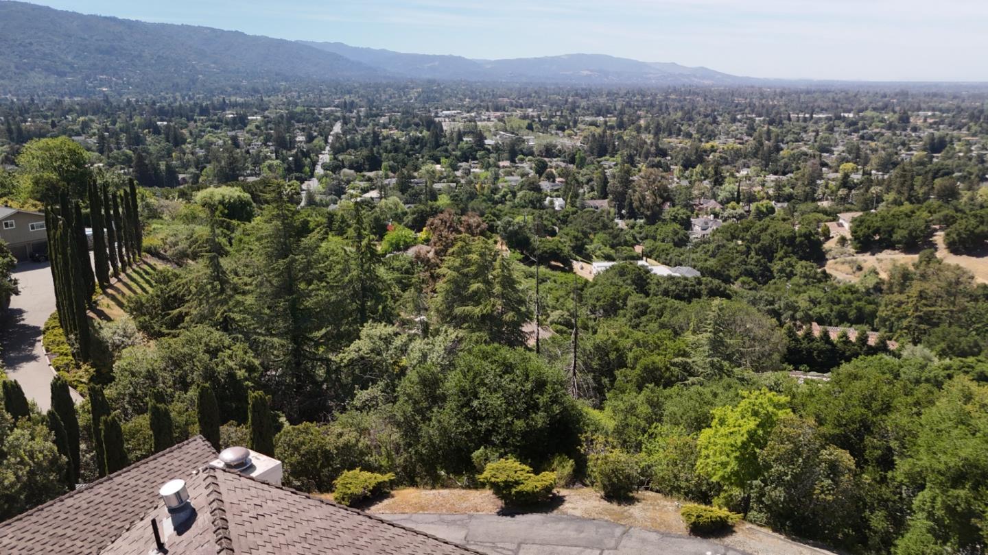 Detail Gallery Image 17 of 17 For 125 Drysdale Dr, Los Gatos,  CA 95032 - 6 Beds | 4 Baths