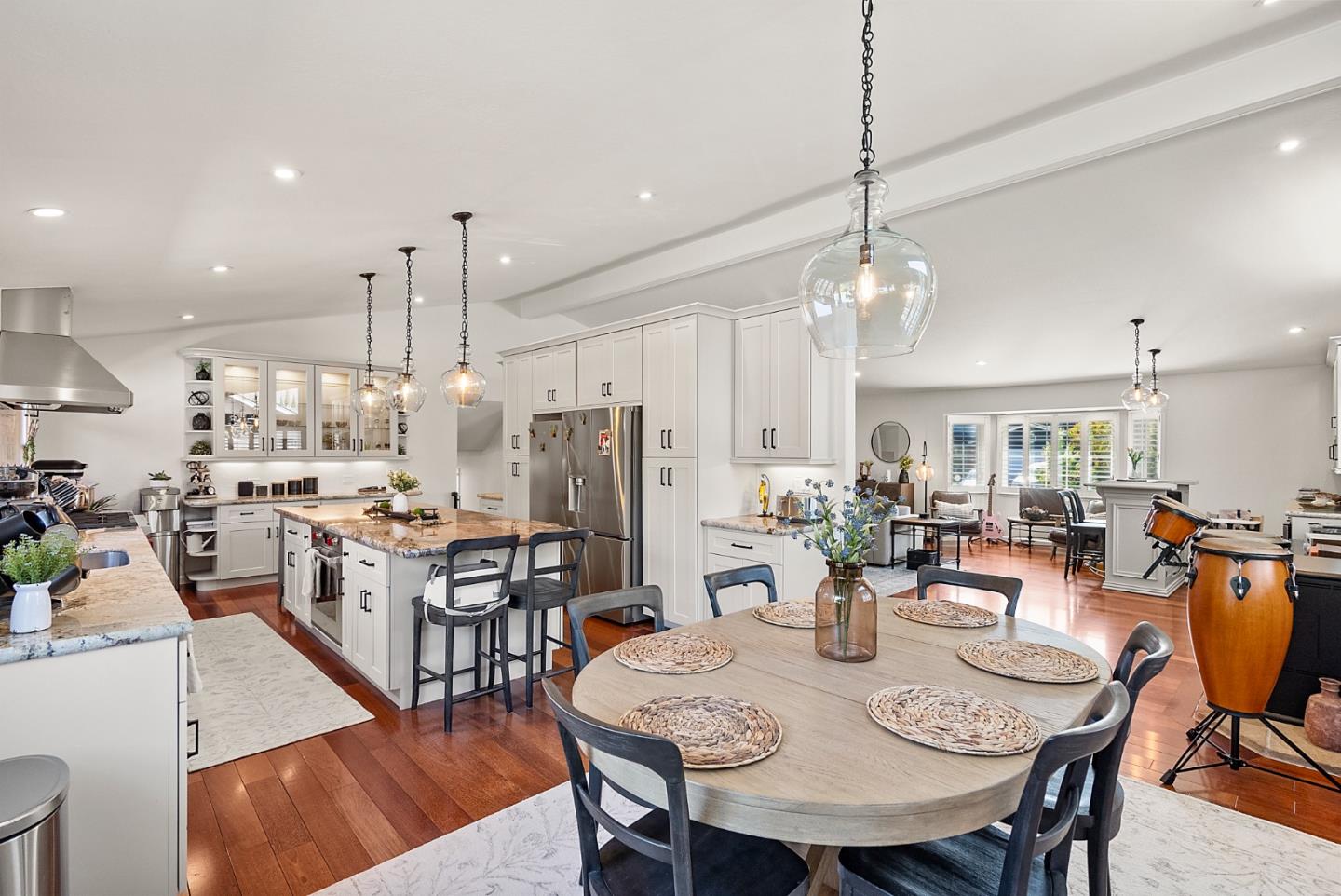 Detail Gallery Image 11 of 40 For 1549 Puerto Vallarta Dr, San Jose,  CA 95120 - 4 Beds | 2/1 Baths
