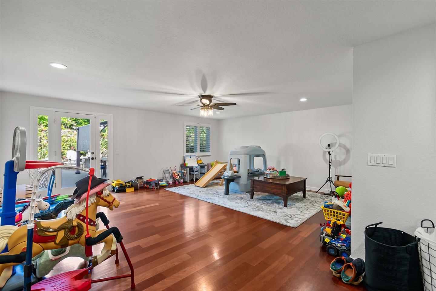 Detail Gallery Image 15 of 40 For 1549 Puerto Vallarta Dr, San Jose,  CA 95120 - 4 Beds | 2/1 Baths