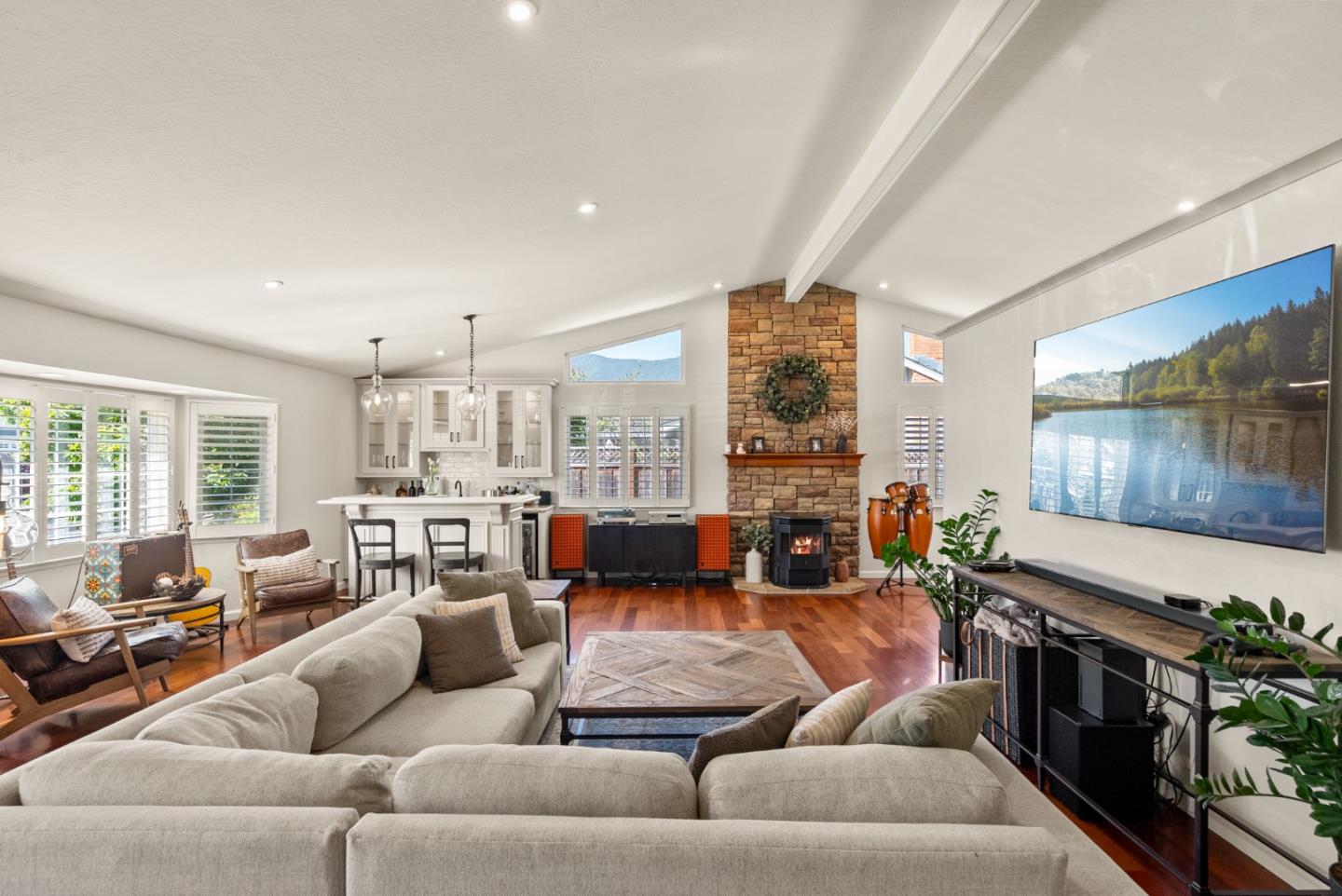 Detail Gallery Image 6 of 40 For 1549 Puerto Vallarta Dr, San Jose,  CA 95120 - 4 Beds | 2/1 Baths