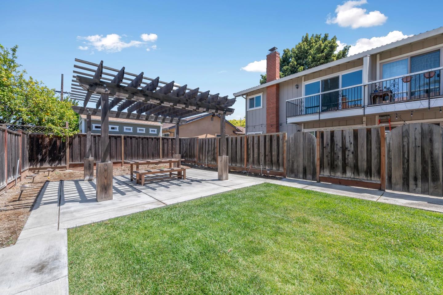 Detail Gallery Image 24 of 35 For 2564 Downing Ave, Campbell,  CA 95128 - 3 Beds | 2/1 Baths