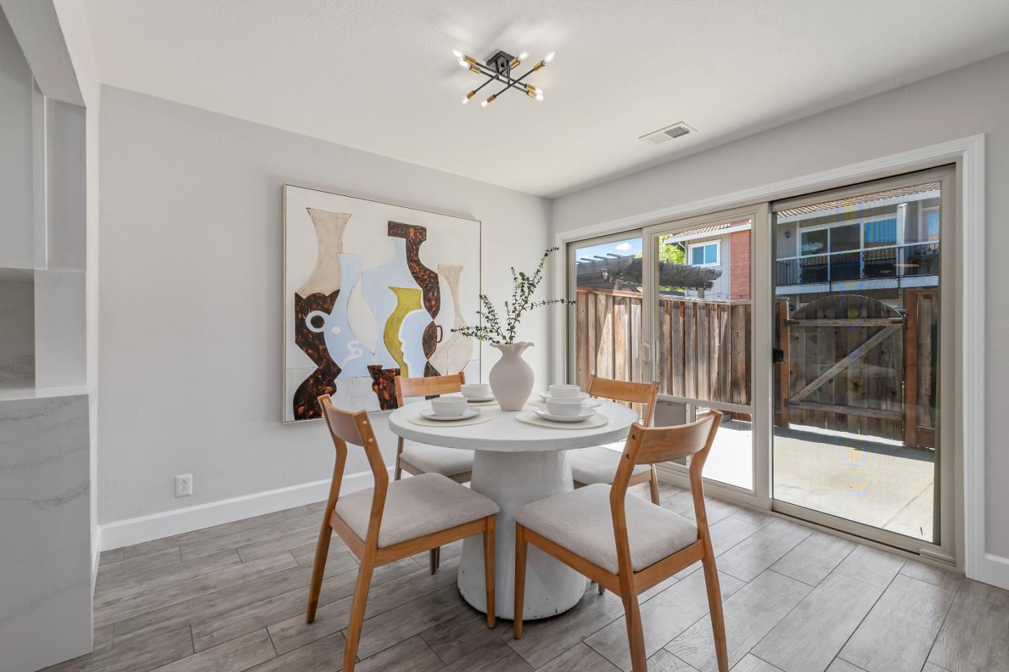 Detail Gallery Image 7 of 35 For 2564 Downing Ave, Campbell,  CA 95128 - 3 Beds | 2/1 Baths