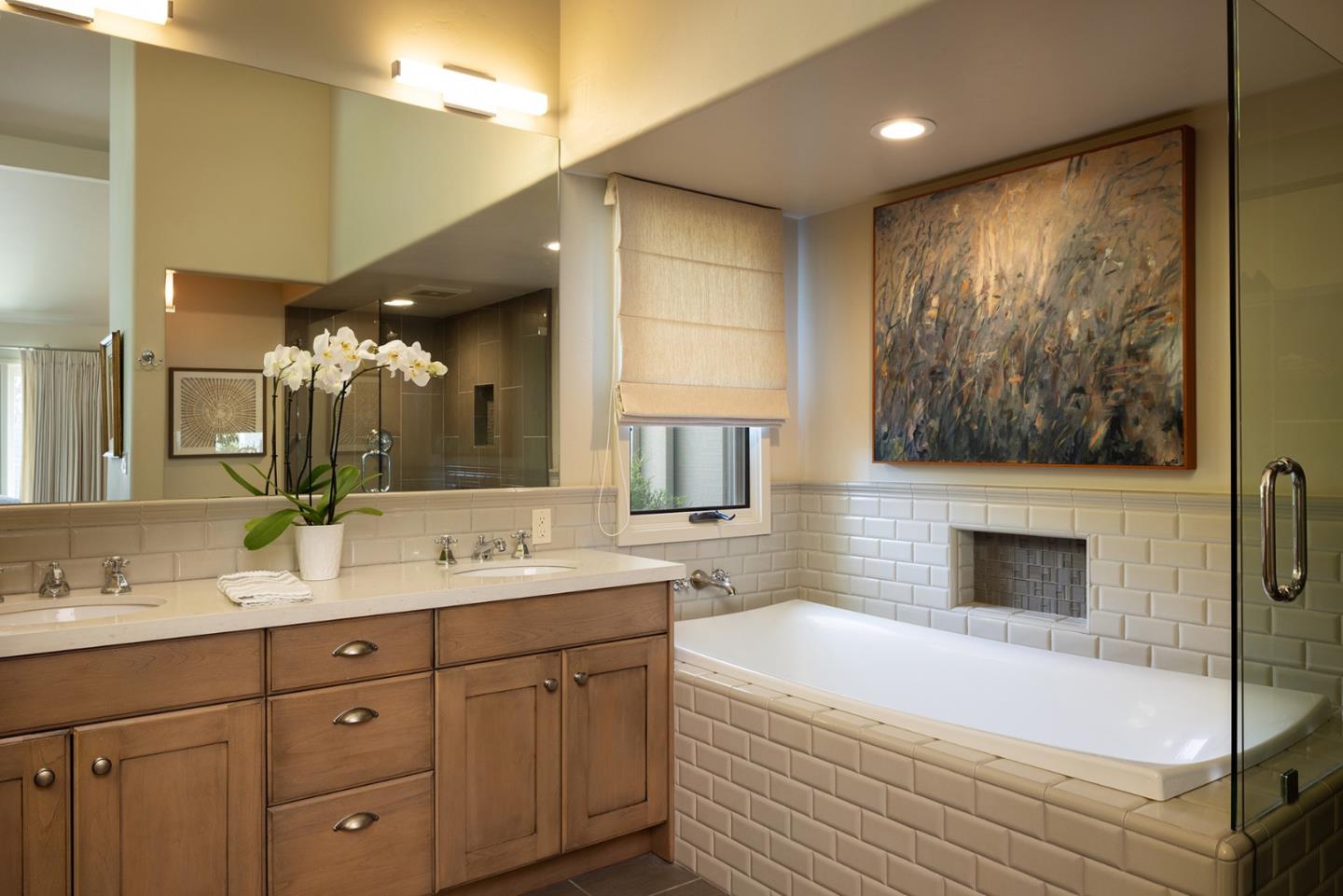 Detail Gallery Image 19 of 34 For 28061 Heron Ct, Carmel,  CA 93923 - 3 Beds | 3/1 Baths