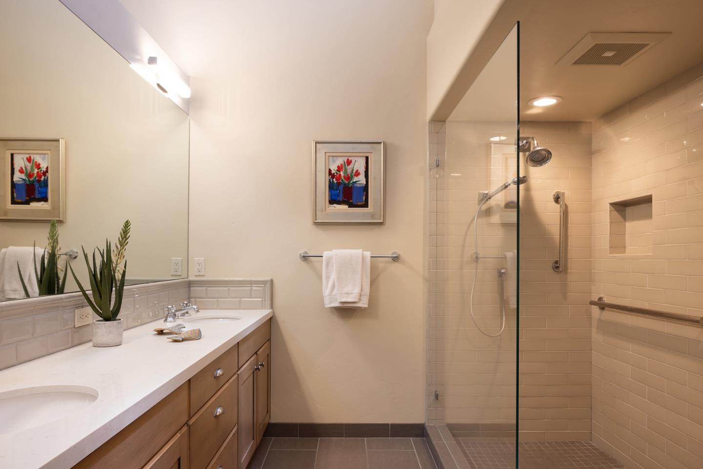 Detail Gallery Image 23 of 34 For 28061 Heron Ct, Carmel,  CA 93923 - 3 Beds | 3/1 Baths