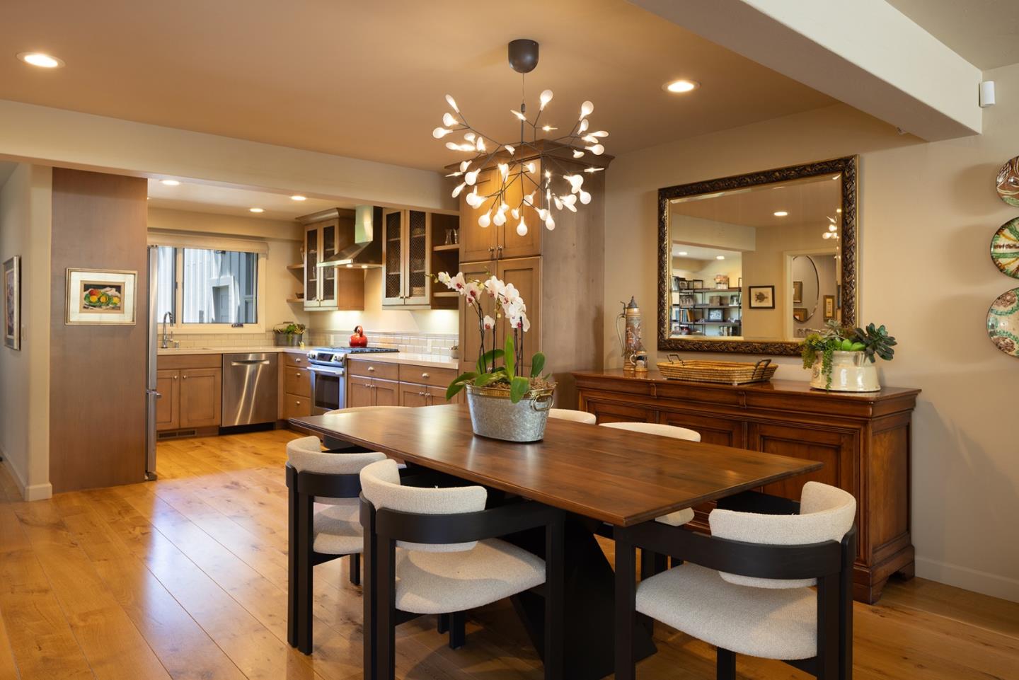 Detail Gallery Image 6 of 34 For 28061 Heron Ct, Carmel,  CA 93923 - 3 Beds | 3/1 Baths