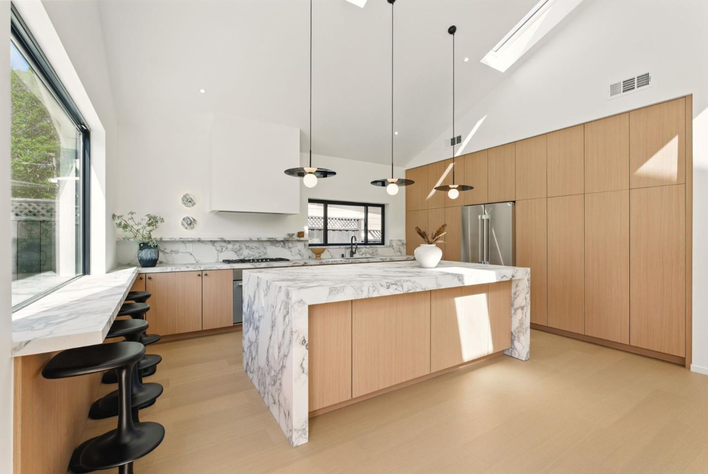 Detail Gallery Image 15 of 60 For 1494 Cherry Valley Dr, San Jose,  CA 95125 - 4 Beds | 3/1 Baths