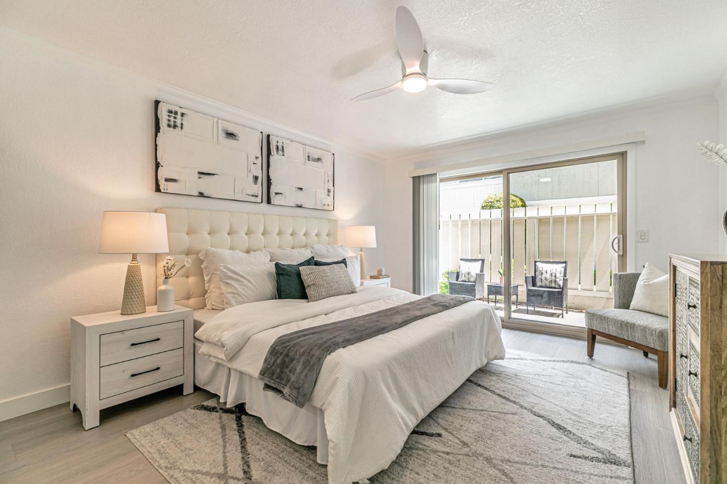 Detail Gallery Image 11 of 19 For 264 N Whisman Rd #11,  Mountain View,  CA 94043 - 2 Beds | 1 Baths