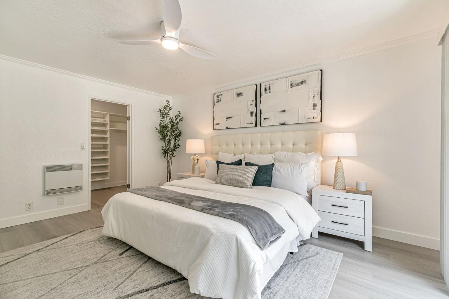 Detail Gallery Image 12 of 19 For 264 N Whisman Rd #11,  Mountain View,  CA 94043 - 2 Beds | 1 Baths