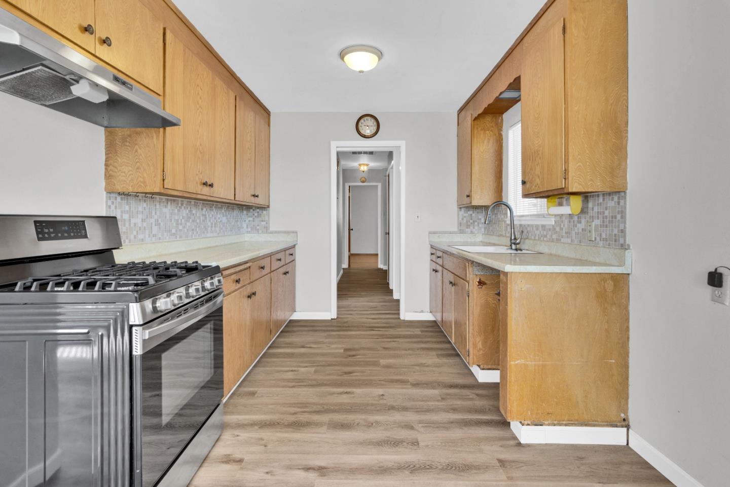 Detail Gallery Image 8 of 29 For 50850 Pine Canyon Rd, King City,  CA 93930 - 3 Beds | 2 Baths
