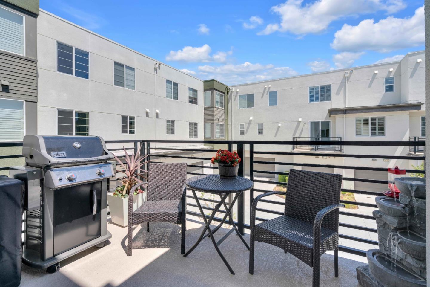 Detail Gallery Image 22 of 32 For 29255 Hub Ct, Hayward,  CA 94544 - 1 Beds | 1/1 Baths