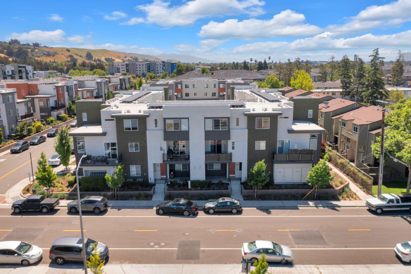 Detail Gallery Image 26 of 32 For 29255 Hub Ct, Hayward,  CA 94544 - 1 Beds | 1/1 Baths