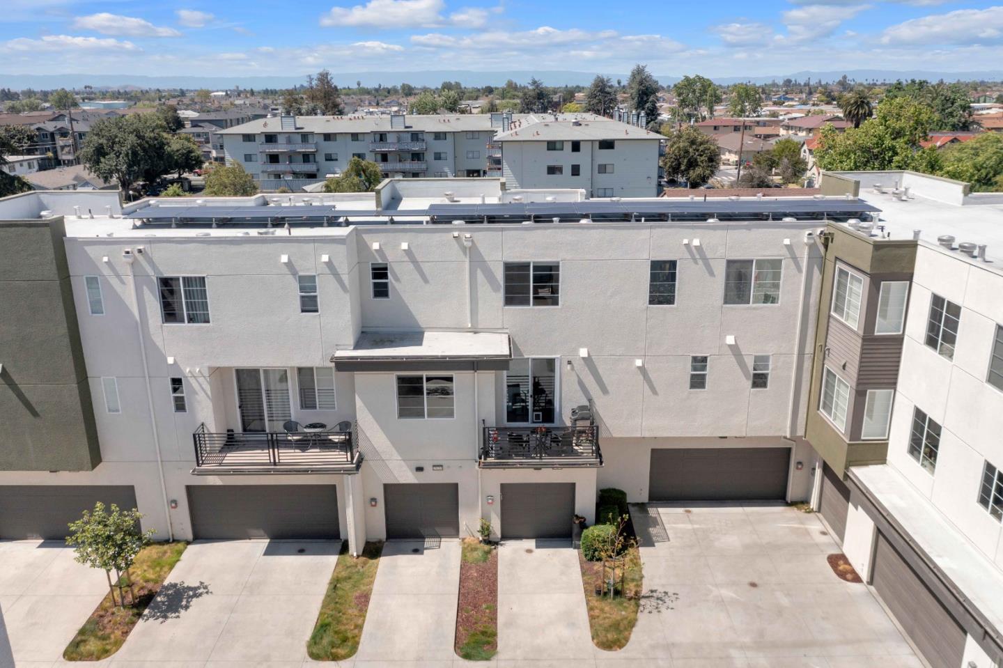 Detail Gallery Image 30 of 32 For 29255 Hub Ct, Hayward,  CA 94544 - 1 Beds | 1/1 Baths