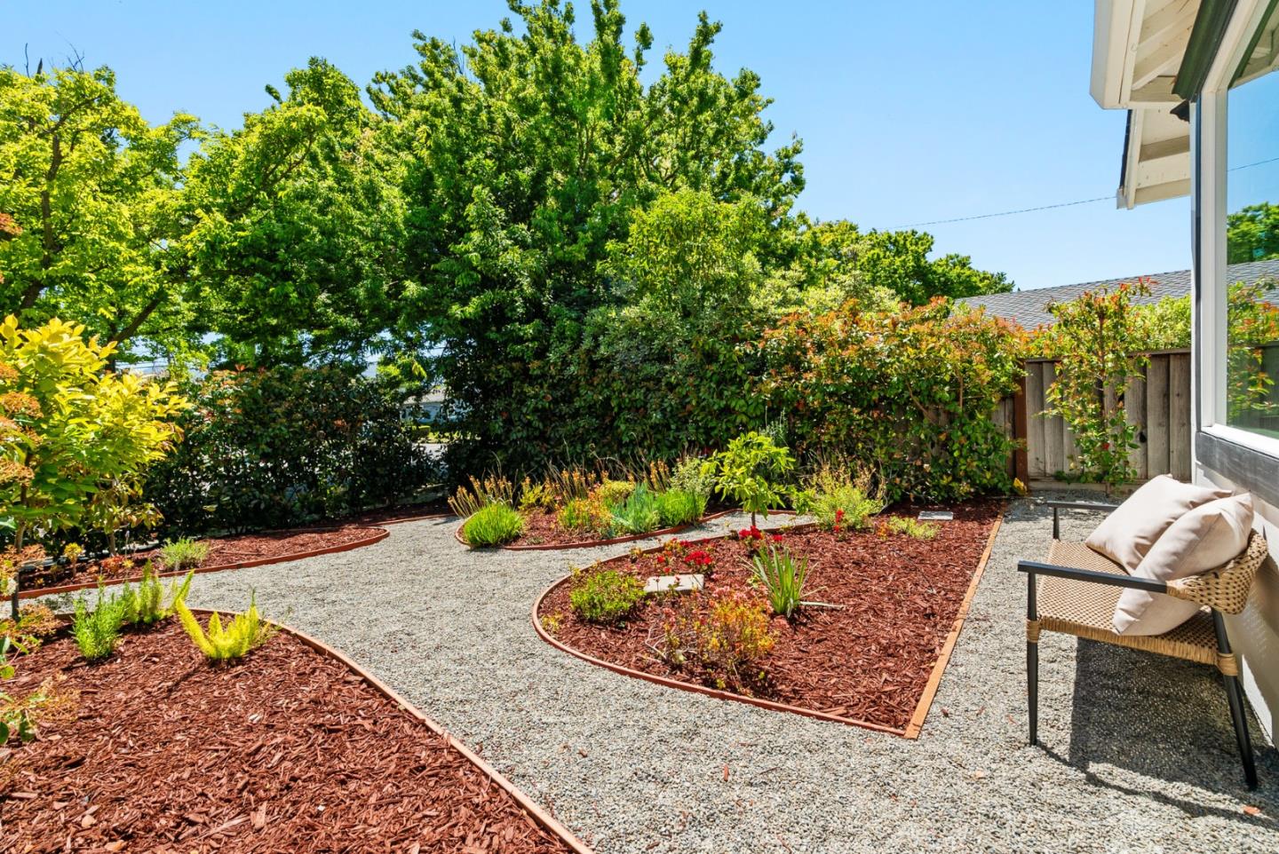 Detail Gallery Image 11 of 67 For 1573 Jacob Ave, San Jose,  CA 95118 - 4 Beds | 3 Baths