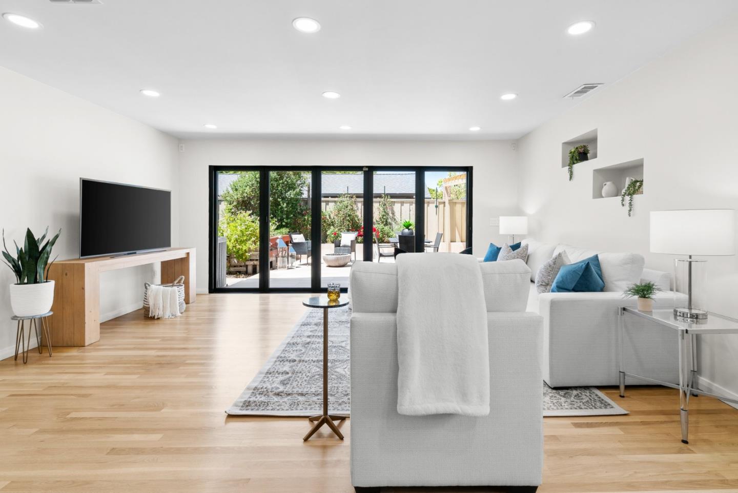 Detail Gallery Image 22 of 67 For 1573 Jacob Ave, San Jose,  CA 95118 - 4 Beds | 3 Baths