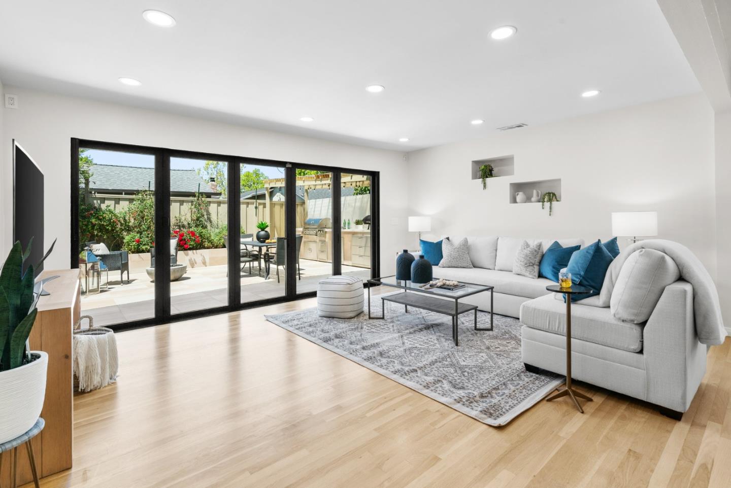 Detail Gallery Image 23 of 67 For 1573 Jacob Ave, San Jose,  CA 95118 - 4 Beds | 3 Baths
