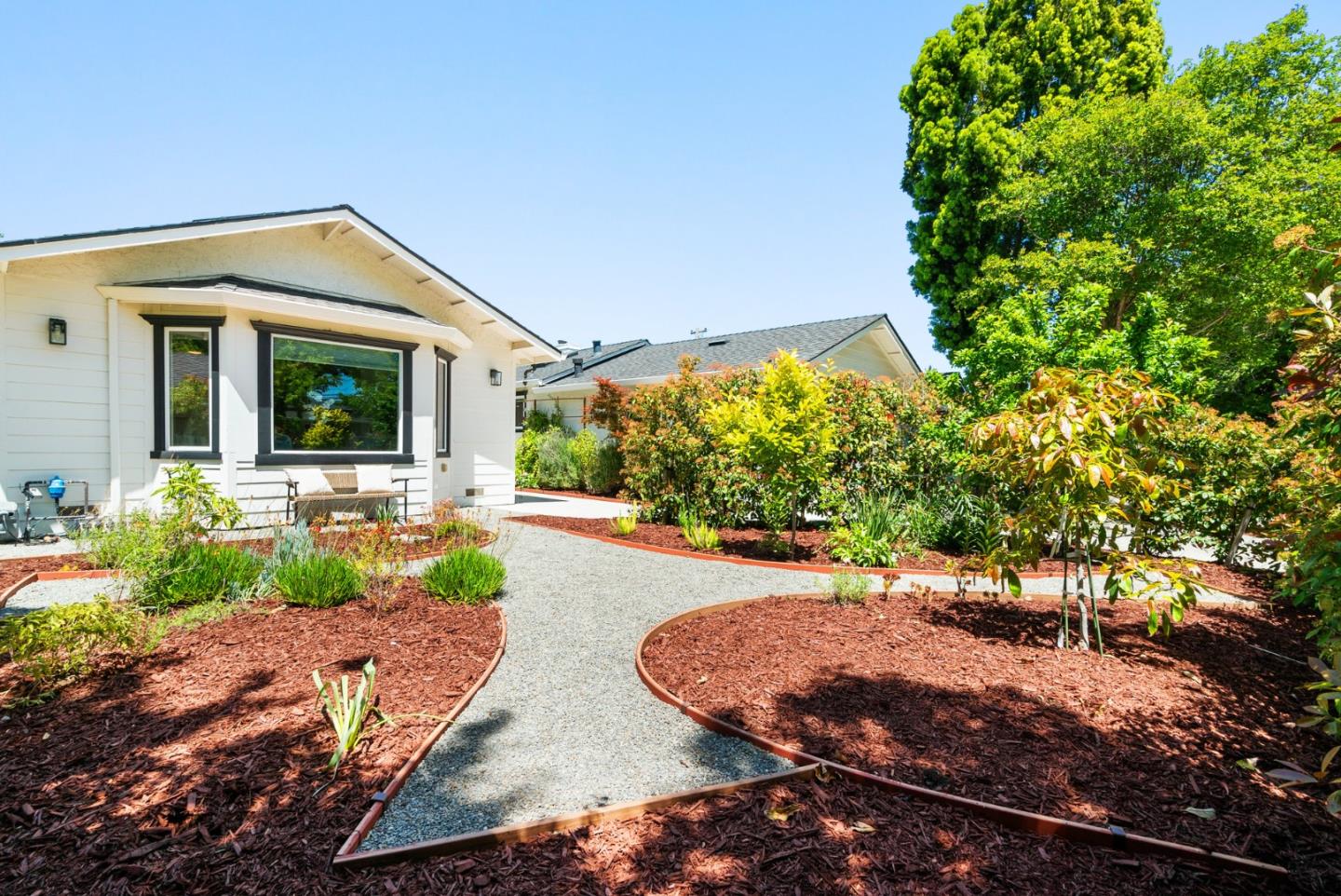 Detail Gallery Image 8 of 67 For 1573 Jacob Ave, San Jose,  CA 95118 - 4 Beds | 3 Baths