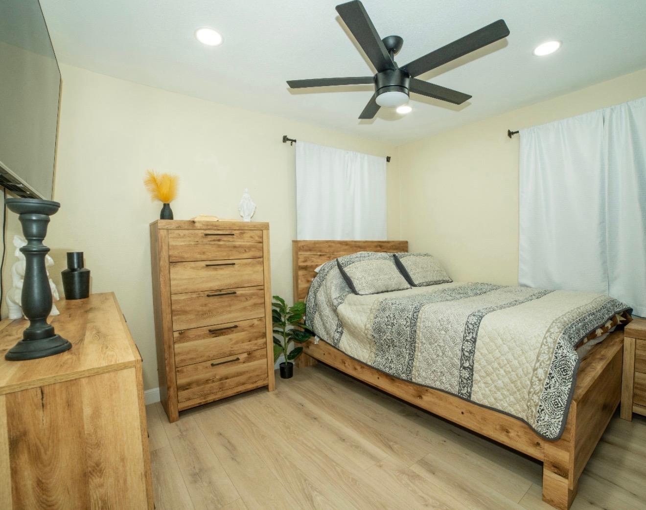 Detail Gallery Image 11 of 19 For 1590 Dale Ave, Merced,  CA 95340 - 2 Beds | 1 Baths