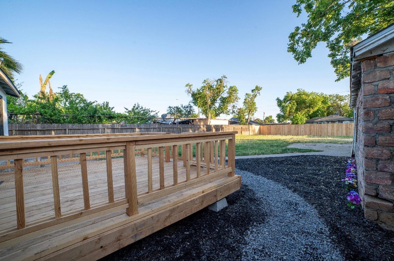 Detail Gallery Image 13 of 19 For 1590 Dale Ave, Merced,  CA 95340 - 2 Beds | 1 Baths