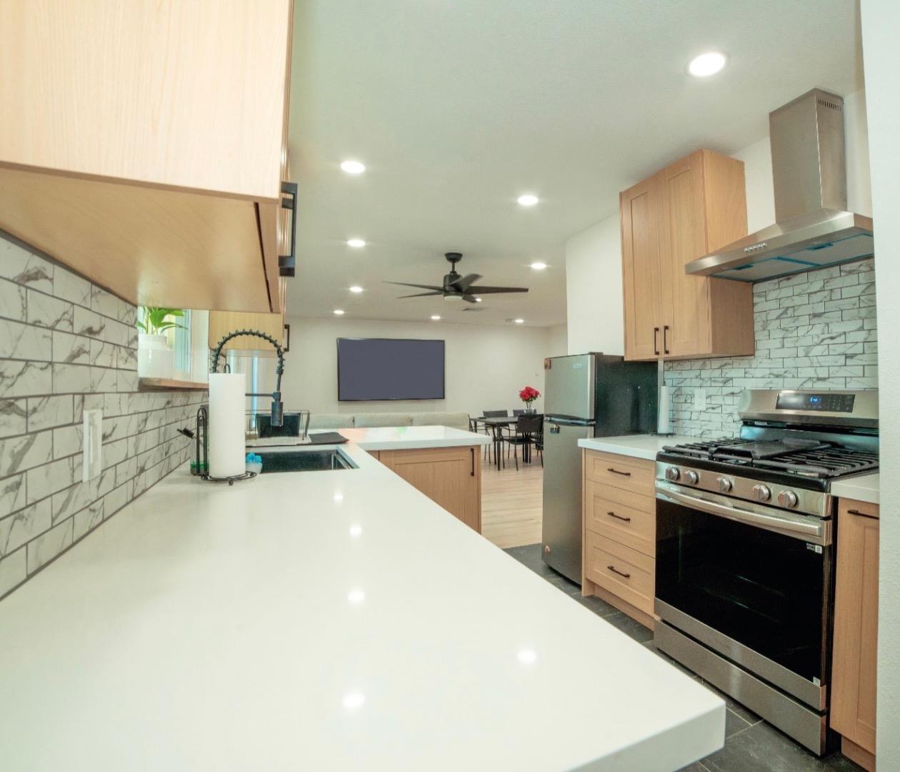Detail Gallery Image 8 of 19 For 1590 Dale Ave, Merced,  CA 95340 - 2 Beds | 1 Baths