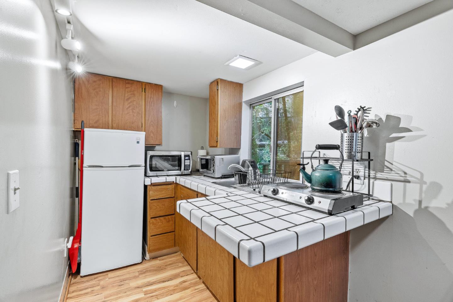 Detail Gallery Image 17 of 33 For 15040 Fern Ave, Boulder Creek,  CA 95006 - 2 Beds | 1 Baths
