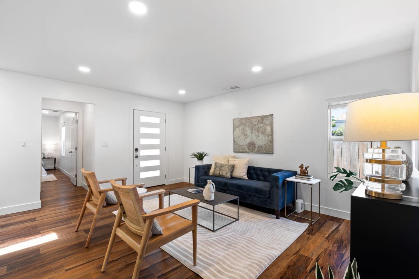 Detail Gallery Image 10 of 28 For 2256 Poplar Ave, East Palo Alto,  CA 94303 - 3 Beds | 2 Baths
