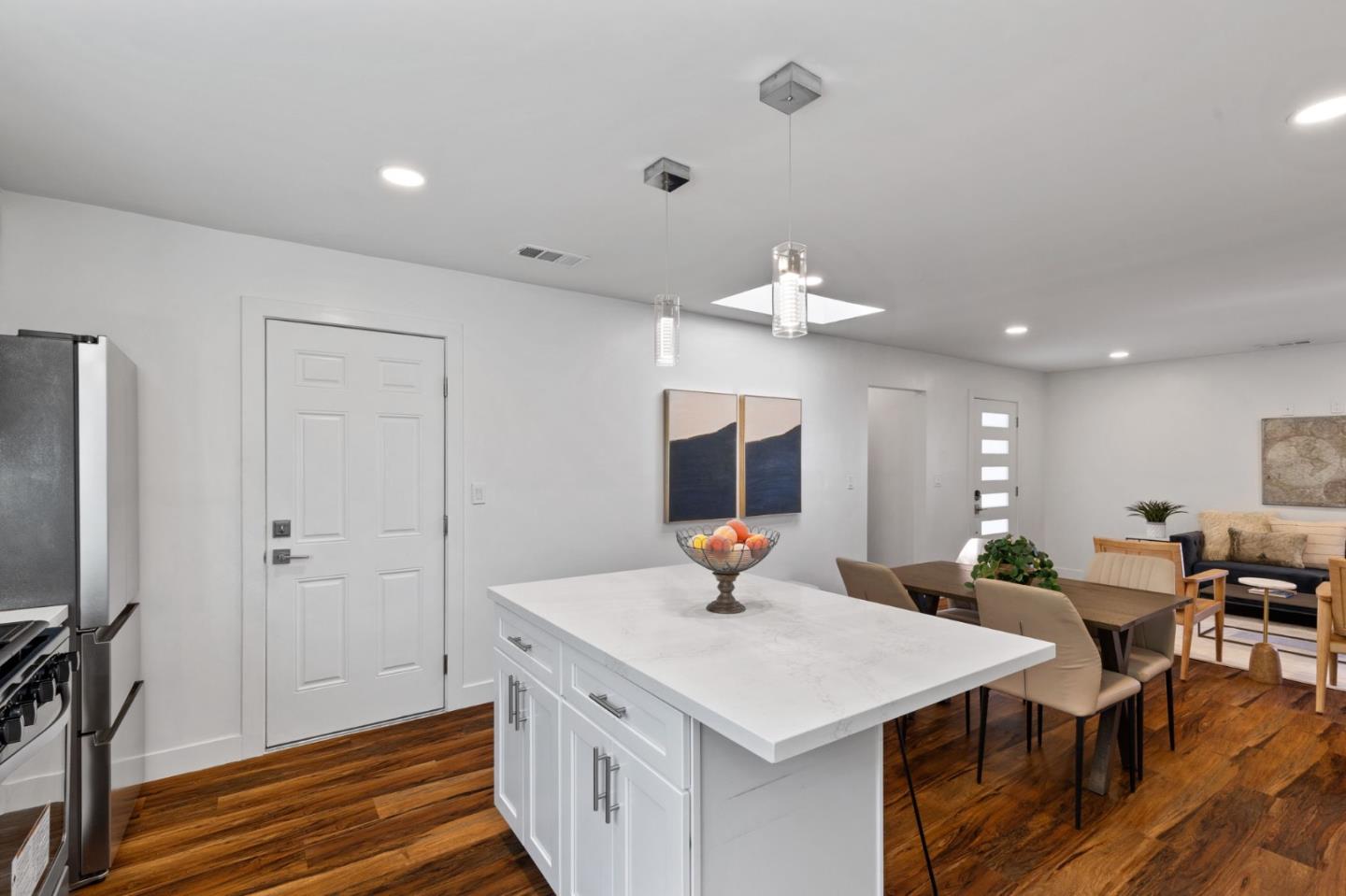 Detail Gallery Image 18 of 28 For 2256 Poplar Ave, East Palo Alto,  CA 94303 - 3 Beds | 2 Baths