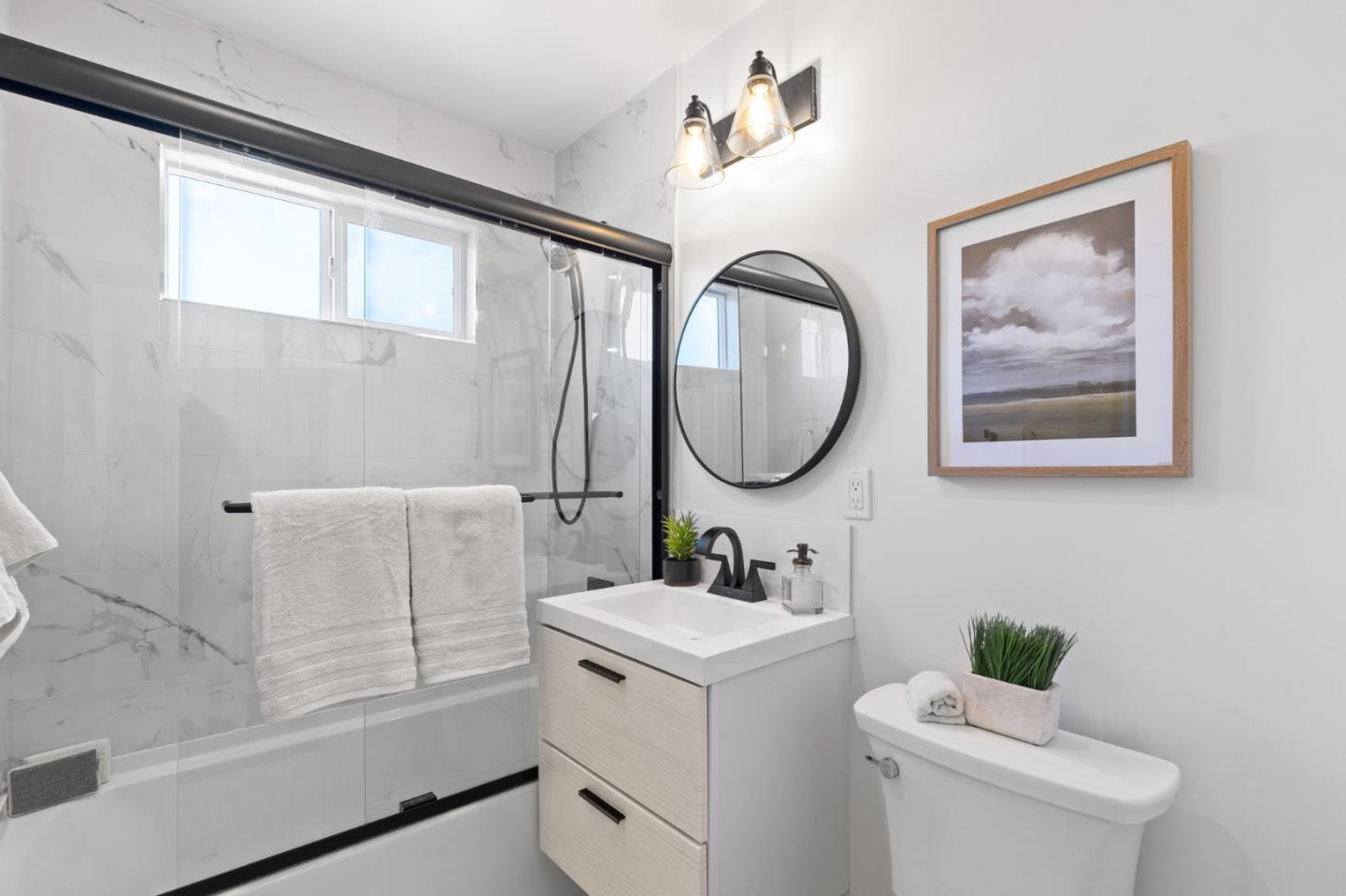 Detail Gallery Image 24 of 28 For 2256 Poplar Ave, East Palo Alto,  CA 94303 - 3 Beds | 2 Baths