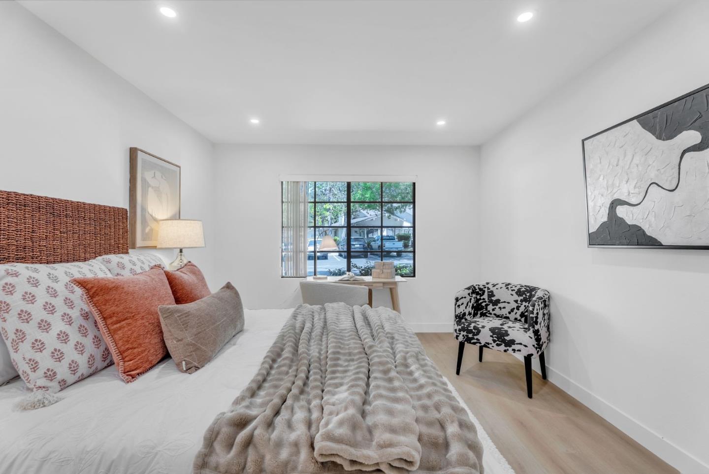 Detail Gallery Image 17 of 39 For 5231 Cribari Ln, San Jose,  CA 95135 - 2 Beds | 2 Baths