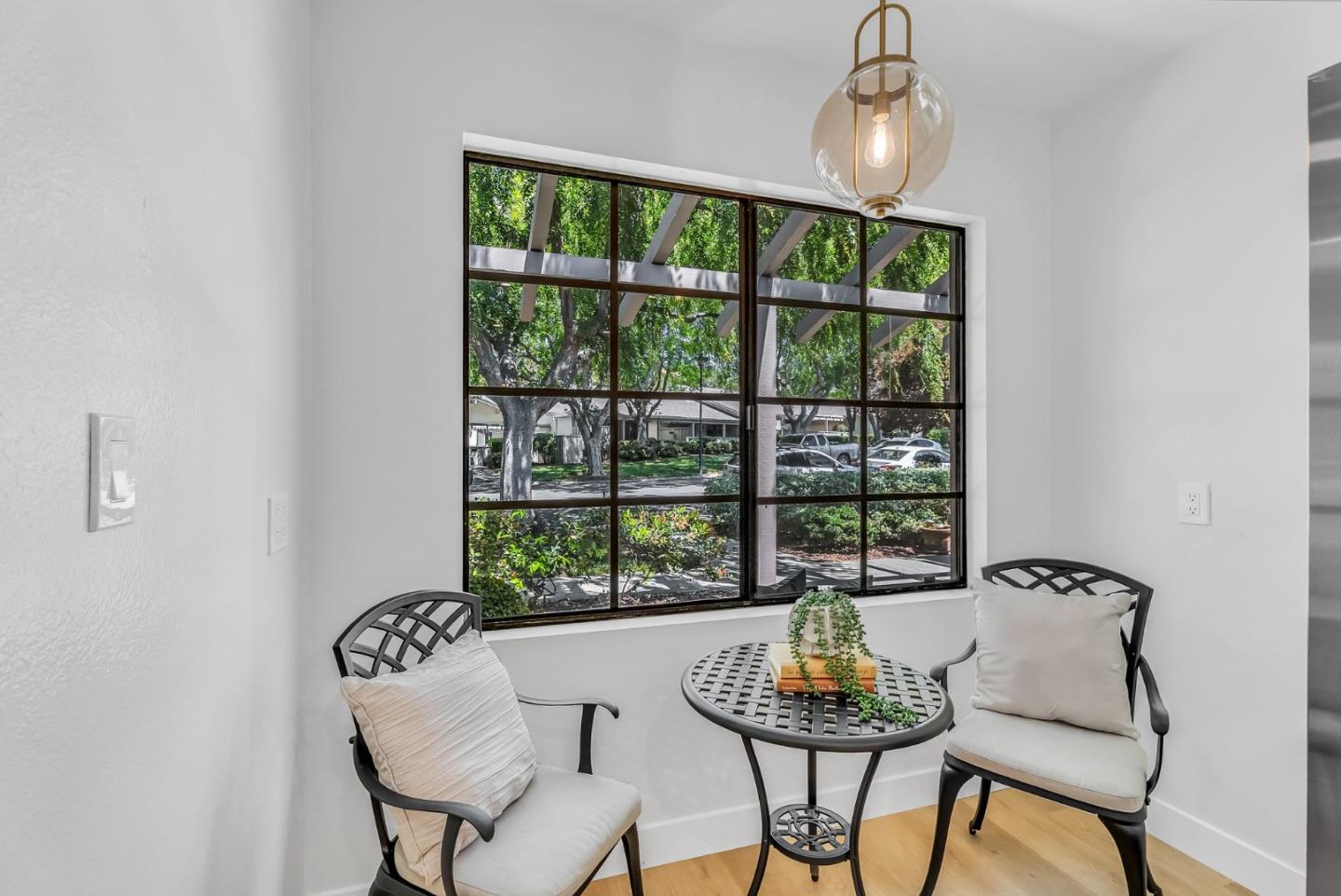 Detail Gallery Image 7 of 39 For 5231 Cribari Ln, San Jose,  CA 95135 - 2 Beds | 2 Baths