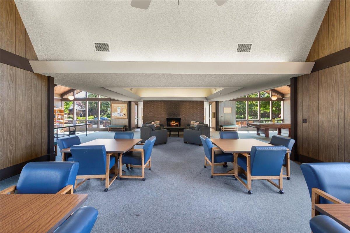 Detail Gallery Image 26 of 26 For 1325 Merrivale West Sq, San Jose,  CA 95117 - 2 Beds | 1 Baths