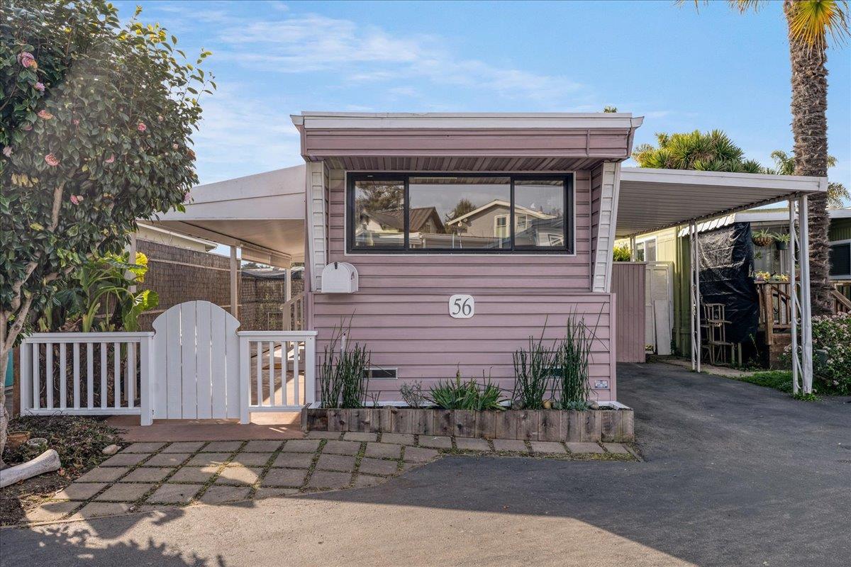Detail Gallery Image 2 of 22 For 750 47th Ave #56,  Capitola,  CA 95010 - 1 Beds | 1 Baths