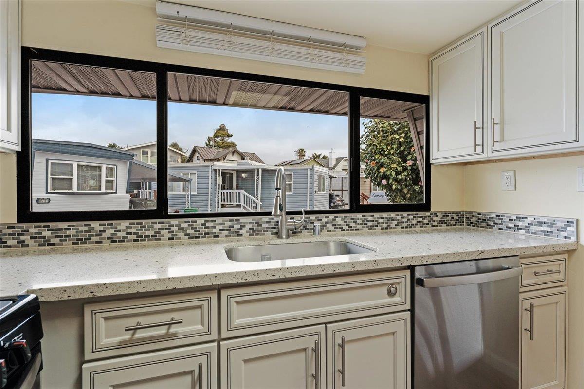 Detail Gallery Image 9 of 22 For 750 47th Ave #56,  Capitola,  CA 95010 - 1 Beds | 1 Baths