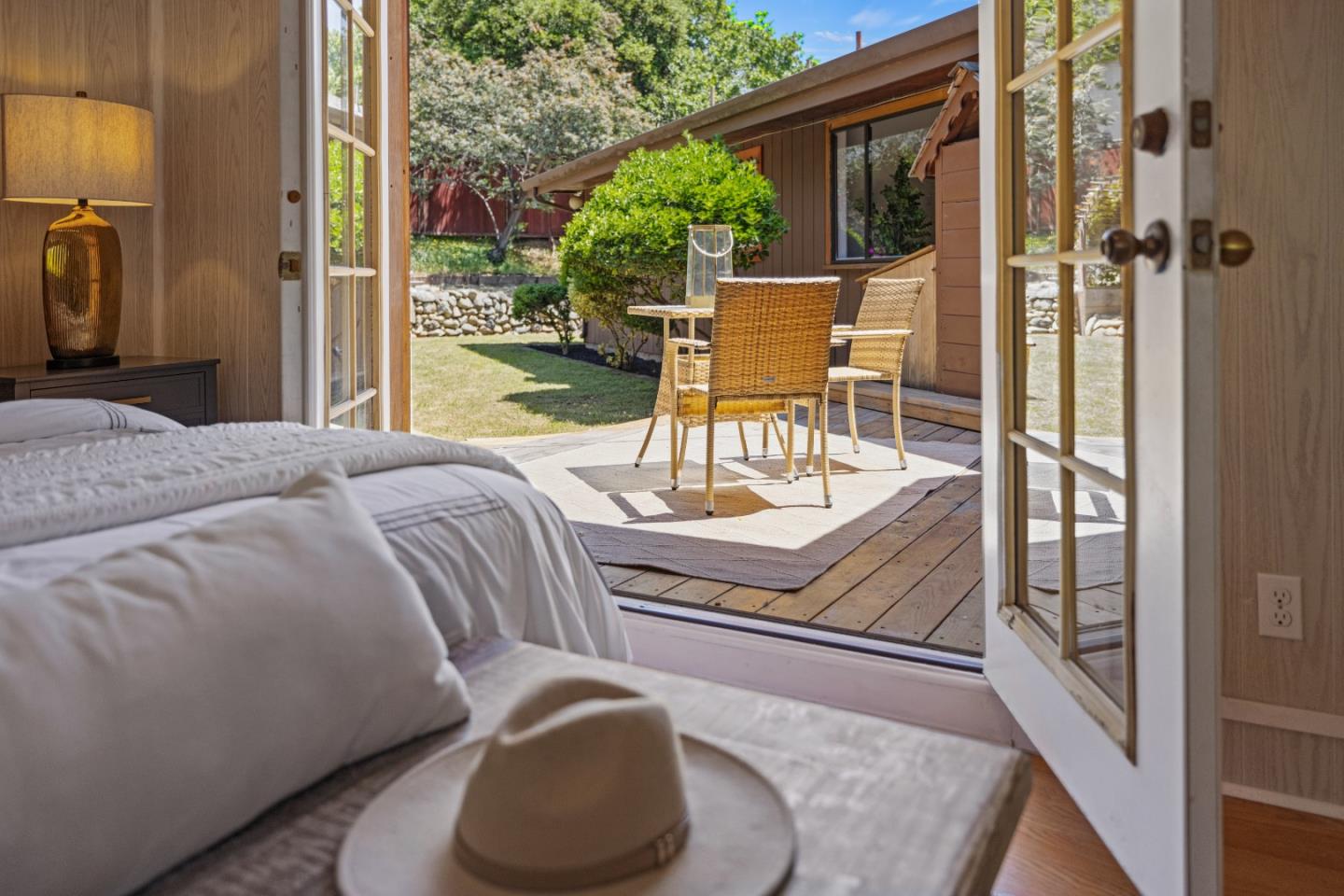 Detail Gallery Image 11 of 29 For 59 La Rancheria, Carmel Valley,  CA 93924 - 4 Beds | 3 Baths
