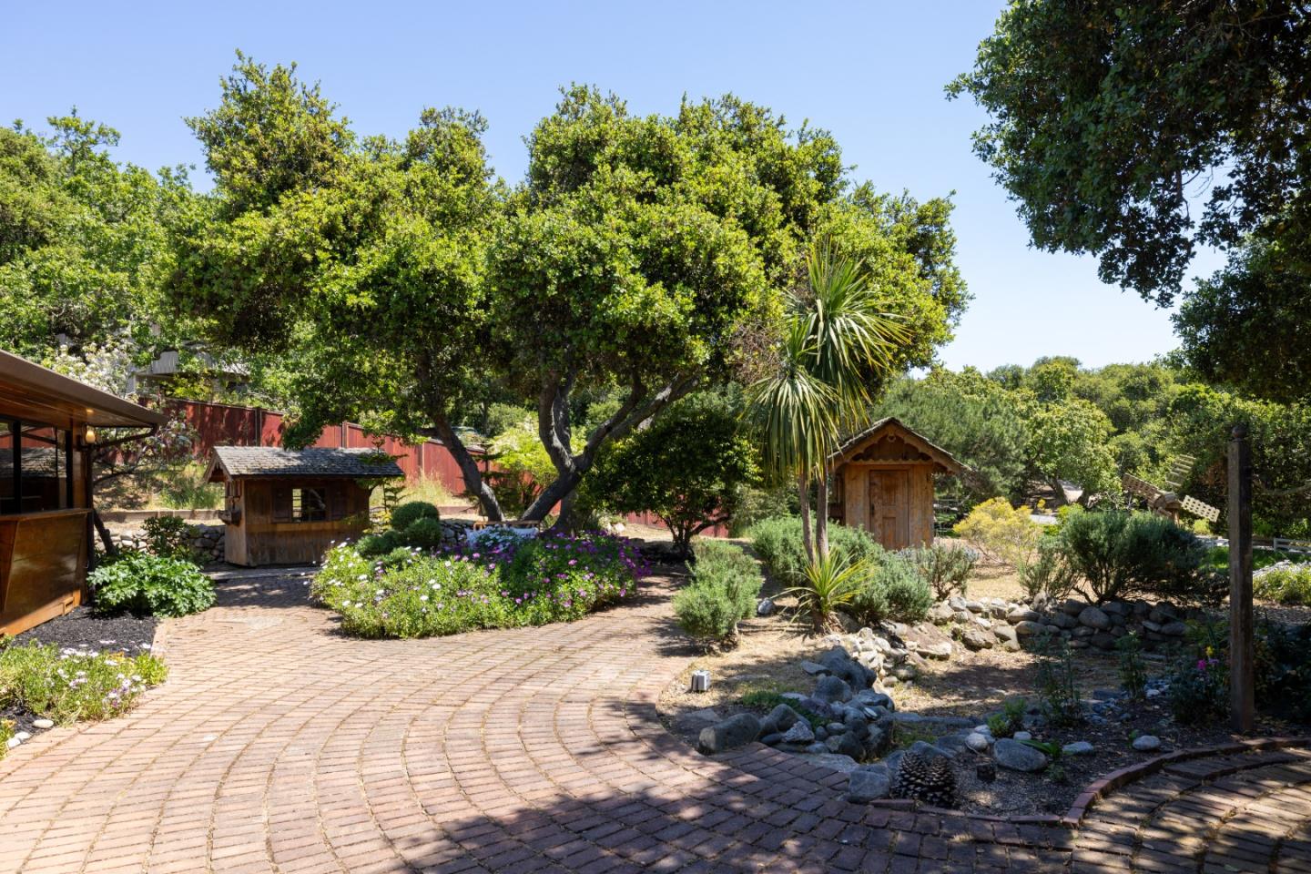 Detail Gallery Image 24 of 29 For 59 La Rancheria, Carmel Valley,  CA 93924 - 4 Beds | 3 Baths