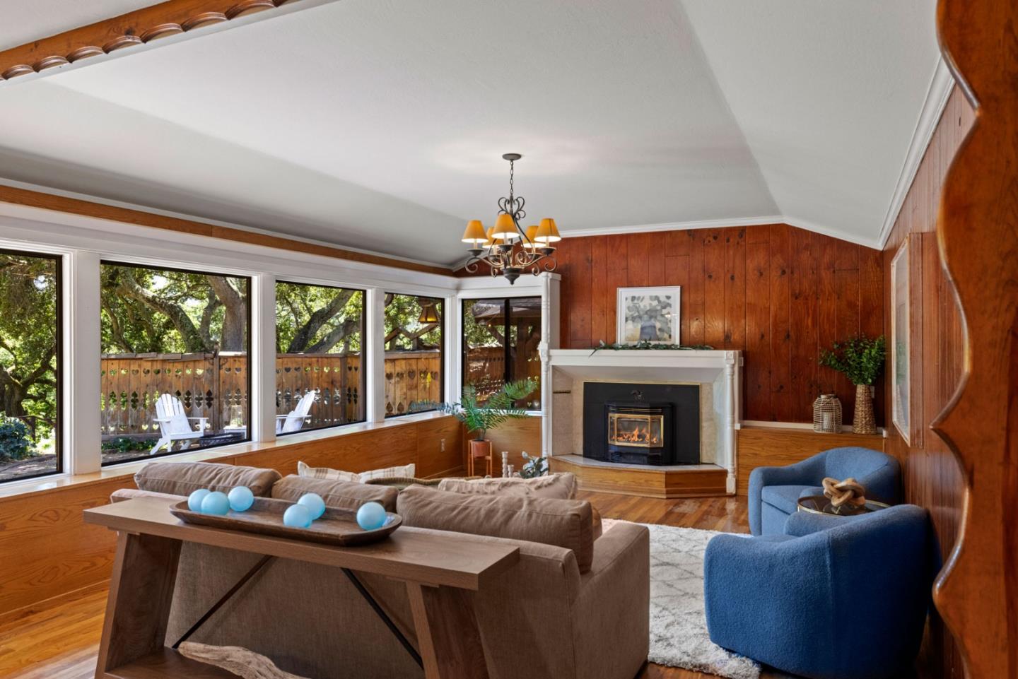 Detail Gallery Image 7 of 29 For 59 La Rancheria, Carmel Valley,  CA 93924 - 4 Beds | 3 Baths