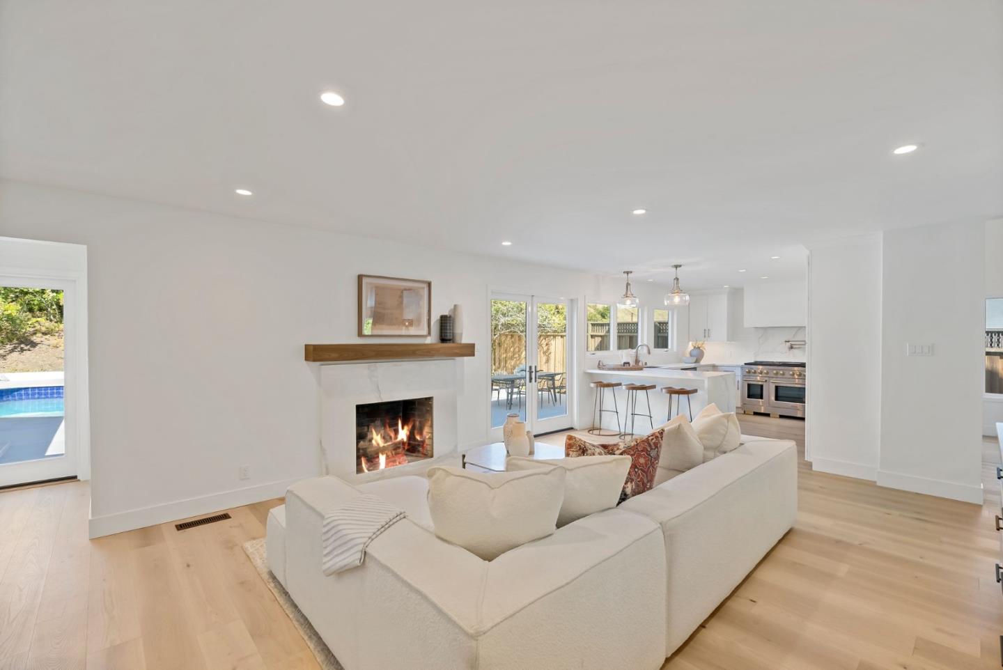 Detail Gallery Image 15 of 81 For 1556 Cherrywood Dr, San Mateo,  CA 94403 - 4 Beds | 3 Baths