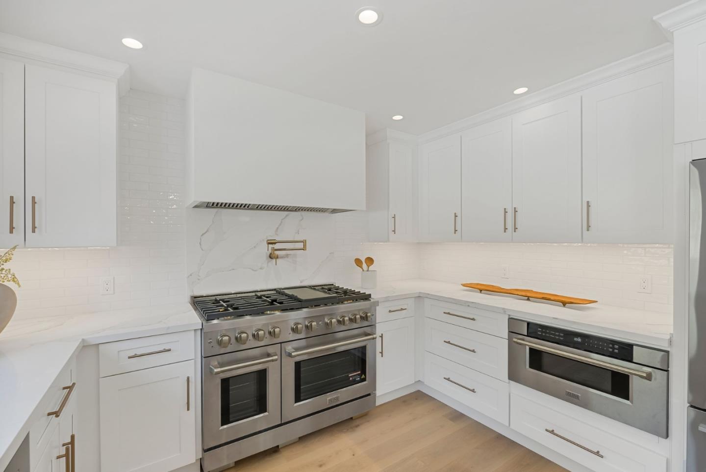 Detail Gallery Image 21 of 81 For 1556 Cherrywood Dr, San Mateo,  CA 94403 - 4 Beds | 3 Baths