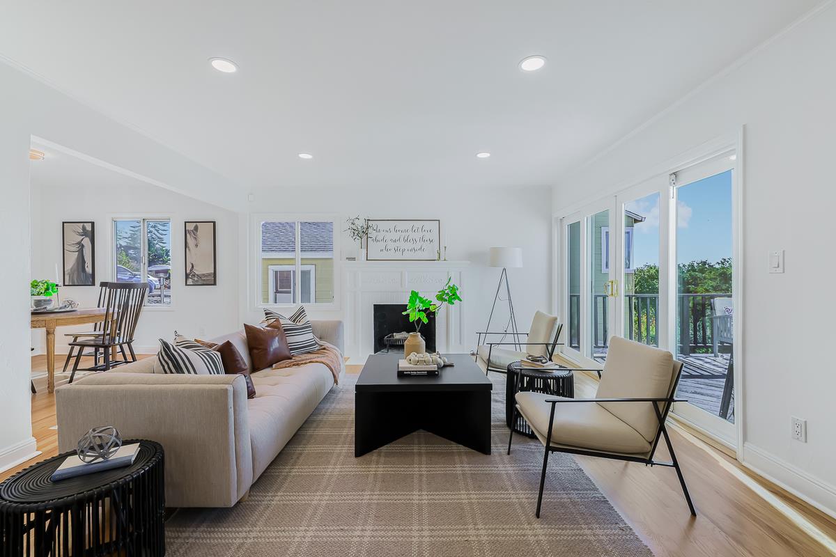 Detail Gallery Image 3 of 41 For 4715 Davenport Ave, Oakland,  CA 94619 - 3 Beds | 2 Baths