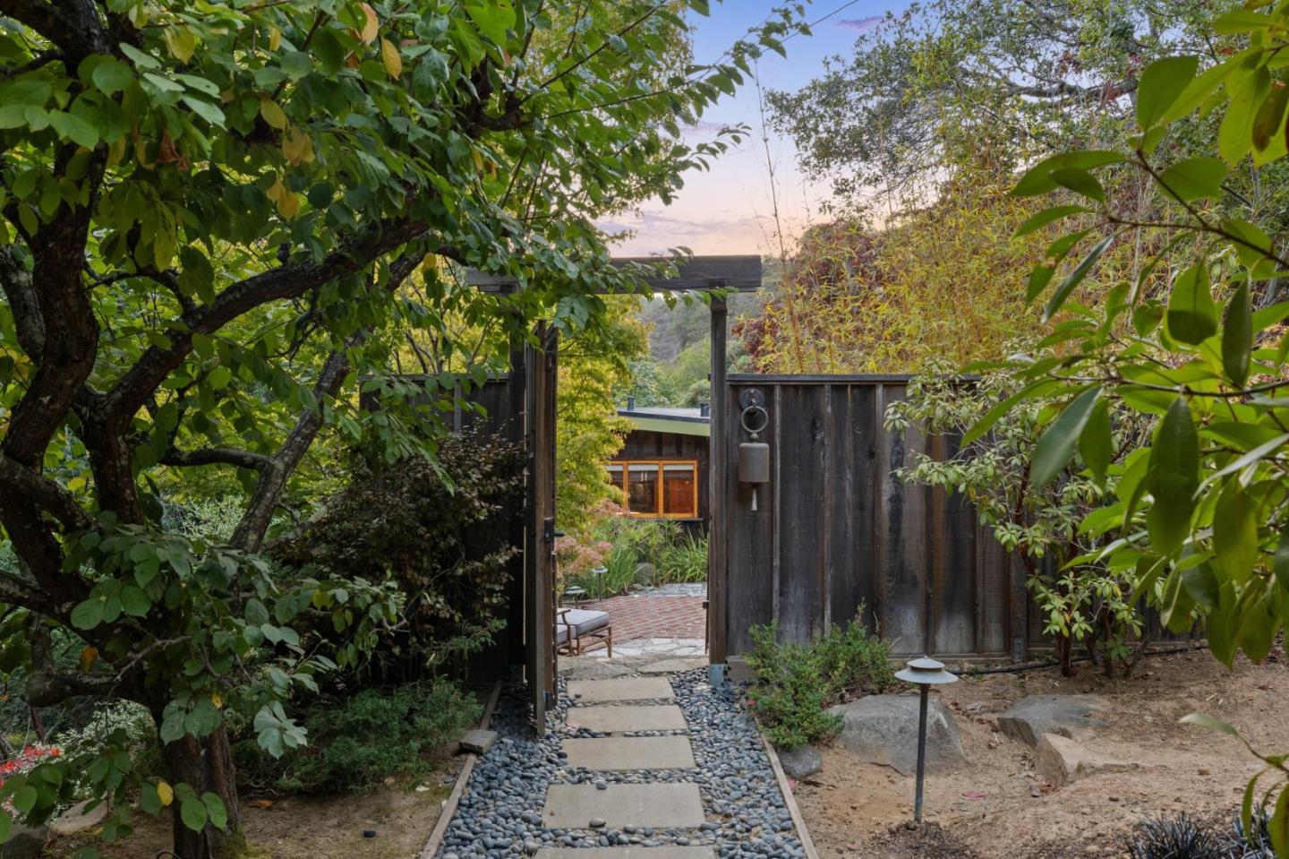 Detail Gallery Image 2 of 67 For 10026 Sycamore Canyon Rd, Big Sur,  CA 93920 - 2 Beds | 2 Baths
