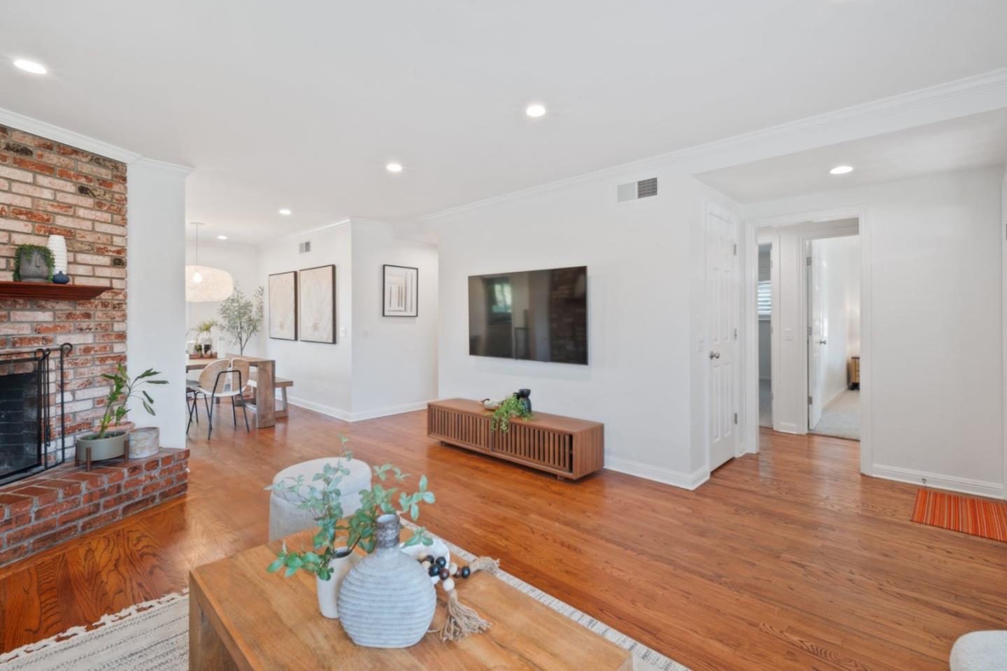 Detail Gallery Image 5 of 37 For 7453 Interlachen Ave, San Ramon,  CA 94583 - 3 Beds | 2 Baths