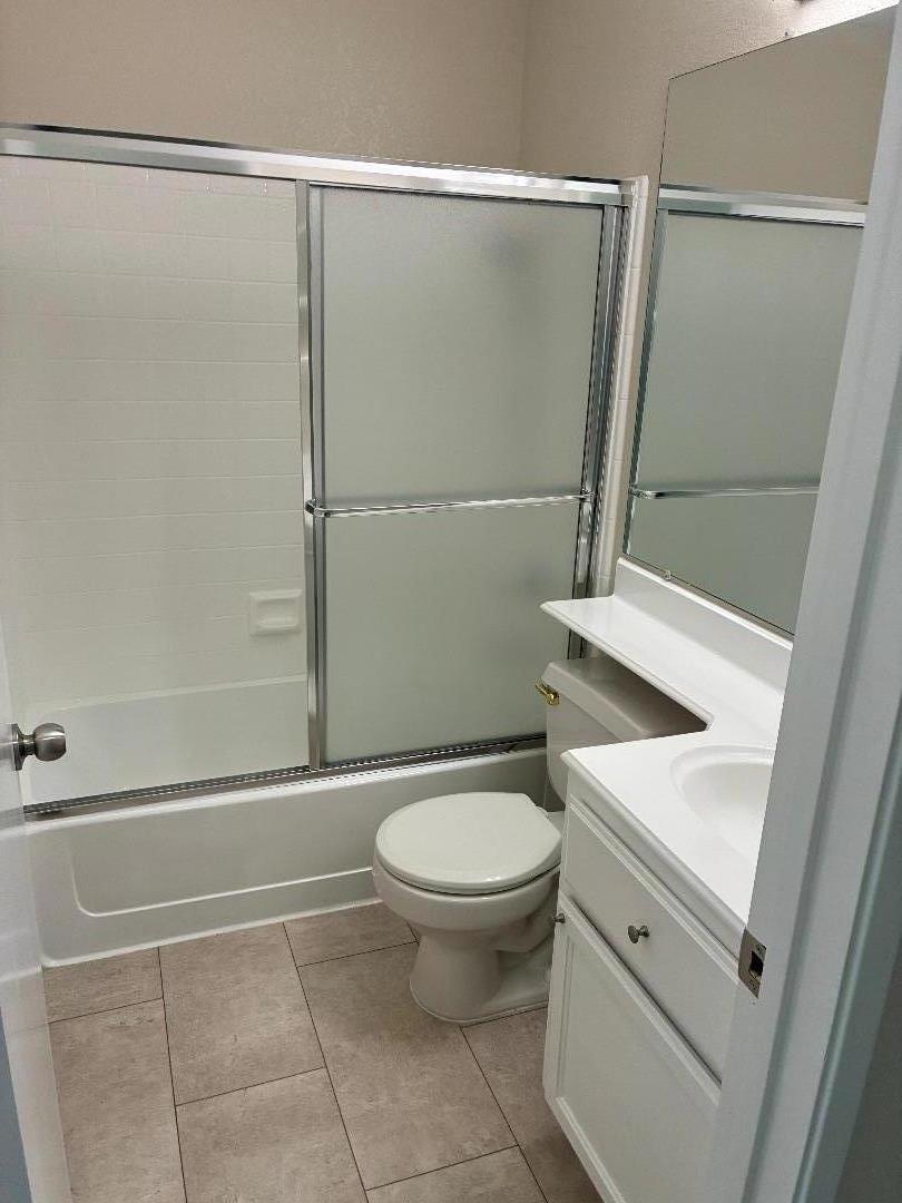 Detail Gallery Image 6 of 12 For 25495 Southwick Dr #103,  Hayward,  CA 94544 - 2 Beds | 2/1 Baths